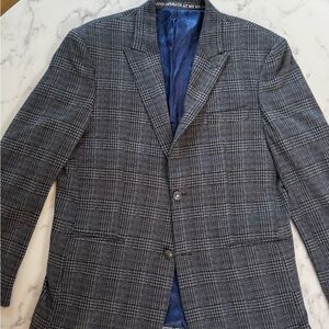 Lapel Custom Suit - Size 42R
